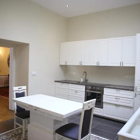 Apartamento Wienerwald Vip 1-2 Baden